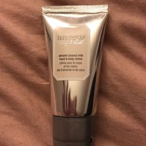 Laura Mercier Almond Coconut Milk Cream